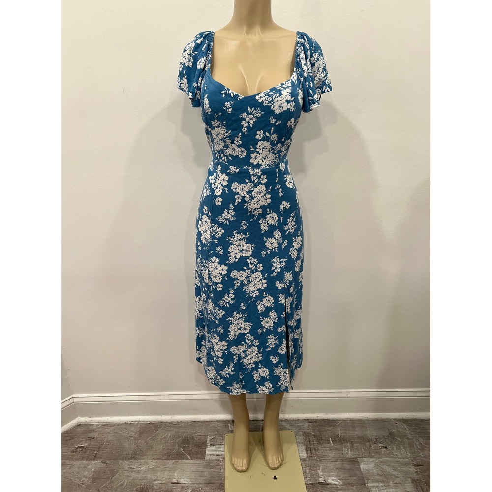 Old Navy Women L Blue Floral Short Sleeve Smocked Back Side Slit Maxi Dress